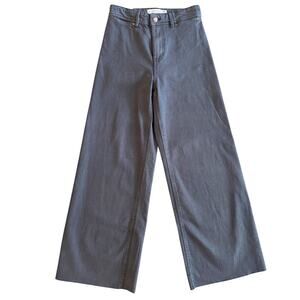 Stradivarius Jeans Women's Size 4 Grey Gray Wide leg Raw hem Grunge Skater 1198